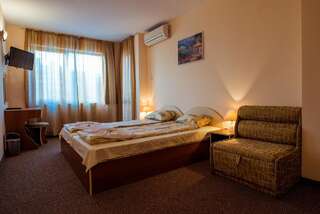 Отель Hotel Orchidea Созополь Двухместный номер с 2 отдельными кроватями и видом на море-8